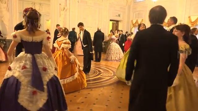 Исторический бал в усадьбе Рукавишниковых смотреть онлайн