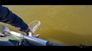 ТРОФЕЙНЫЙ КАРАСЬ НА БОКОВОЙ КИВОК ЛЕТОМ ! РЫБАЛКА С ЛОДКИ ПО ЖМУРКАМ !