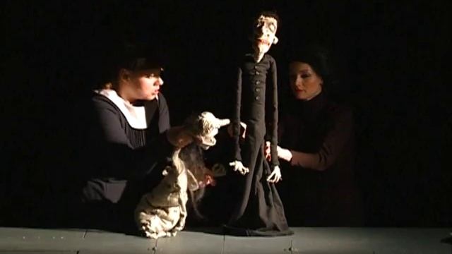 В Театре Кукол состоялась премьера спектакля «Мелкий бес» режиссера Александра Янушкевича смотреть онлайн