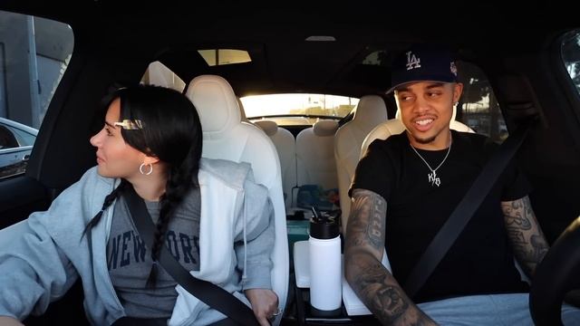 STARTING AN ARGUMENT THEN THROWING MY ENGAGEMENT RING OUT THE WINDOW!! *PRANK ON FIANCE* смотреть онлайн