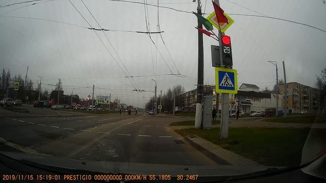 Витебск,поездка по городу,разбитый Logan. смотреть онлайн