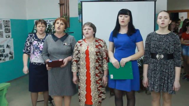 Песня ВЬЮКОВСКИХ УЧИТЕЛЕЙ А я и не скрываю, что из деревни родом на Вечер встречи выпускников 3 фев смотреть онлайн
