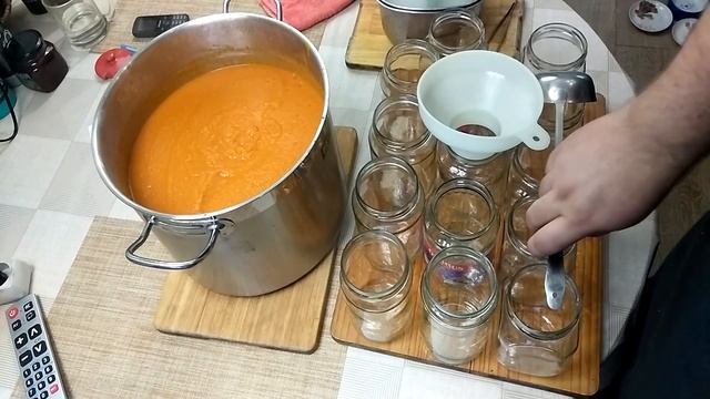 Кабачковая икра в автоклаве. Вопрос по замеру температуры не снят. смотреть онлайн