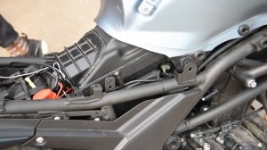 Замена топливного фильтра на Voge 300DS | Fuel filter replacement Voge 300DS