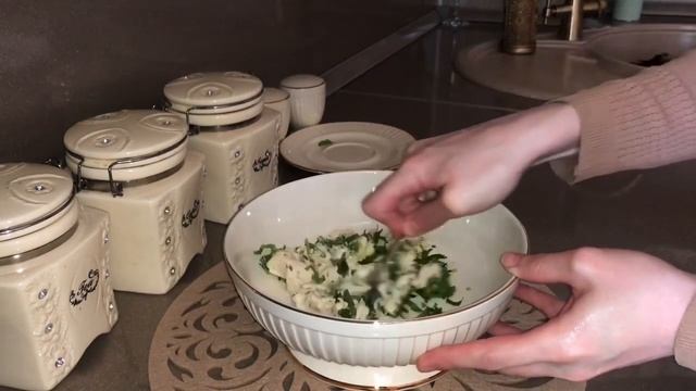 ЯИЧНЫЙ РУЛЕТ ?, какой он вкусный , закуска за 15 минут для любого стола смотреть онлайн