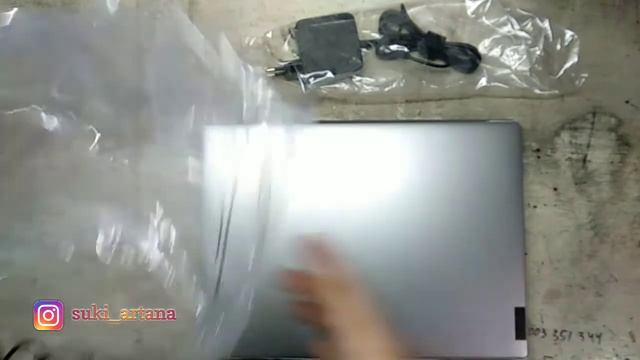 Laptop Core i3 - Lenovo IdeaPad 3 14IML05 смотреть онлайн