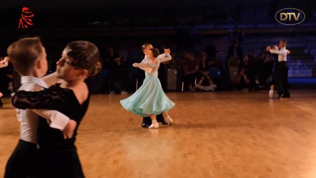 Tymon Piwiński i Nadia Lato - Tango, kat. 10-11 ST Mistrzostwa Polski PTT, Zielona Góra 21 X 2023 смотреть онлайн