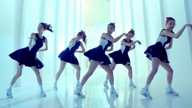 CLC - Pepe [2015] смотреть онлайн