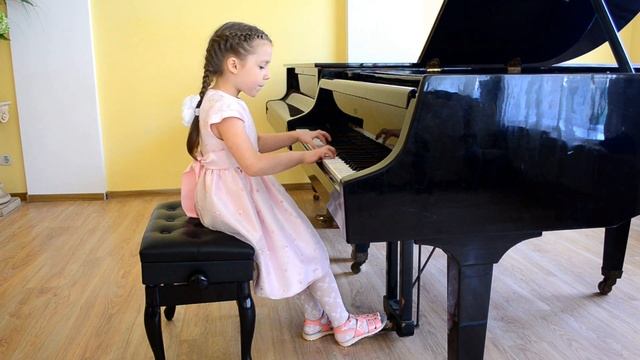Басистая Саша 7 лет (А. Лешгорн "Этюд d-moll") смотреть онлайн