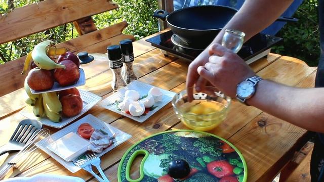 Оладьи с малиновым вареньем