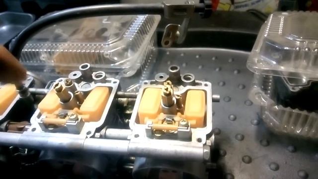 Настройка карбюраторов Bandit 1200 (часть 1) смотреть онлайн