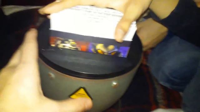 Five year olds un-box Fallout Anthology смотреть онлайн