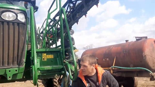 УАЗ 4×4 БУКСУЕТ НА РОВНОМ МЕСТЕ//ПЕРВЫЙ РАБОЧИЙ ДЕНЬ ПОСЛЕ ДОЖДЯ смотреть онлайн
