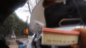 Replacing the Ford Transit air filter for 2017/Замена воздушного фильтра Ford Transit на 2017 год