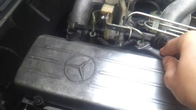 Mercedes 190D om601 injectors check смотреть онлайн