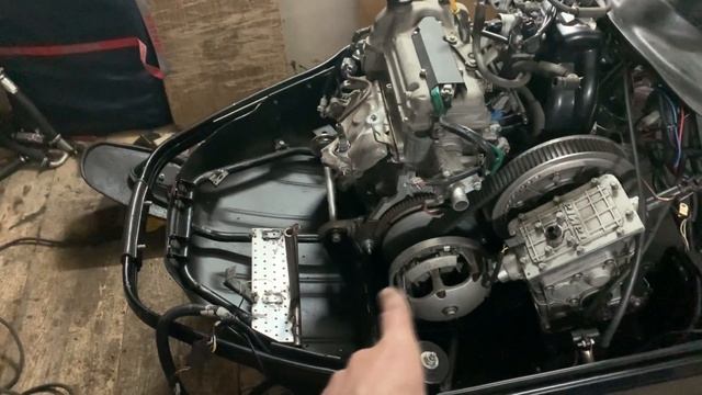 Устанавливаю двигатель Suzuki К6А на снегоход Тайга Варяг 550V (3 ч.) смотреть онлайн