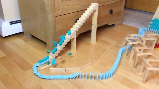 Extras - Domino Rally 27 смотреть онлайн