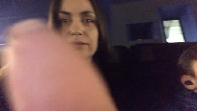 Летающие ножки / Кино / Фастфуд / Выгул собаки из приюта / Ласковый пляж (Архив - апрель 2021) смотреть онлайн