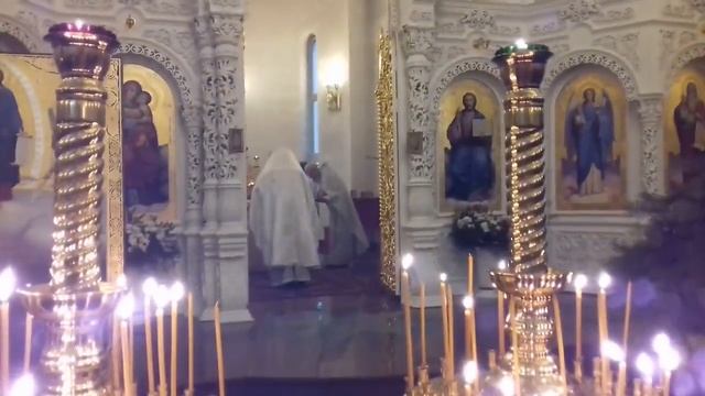 Рождество Христово. Краткий видеообзор праздничной службы смотреть онлайн