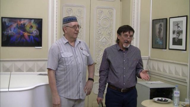 Вернисаж выставки фотографии Владимира Михайлуцы "Ретроспектива 2002-2022" 01.06.2022 г. смотреть онлайн