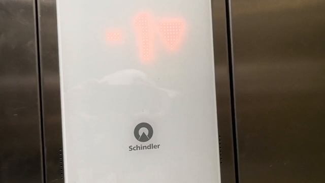 4 Windy Schindler 5500 (w tym 3 serwisowe, a w tym jedna uszkodzona) CH Forum Gdańsk смотреть онлайн