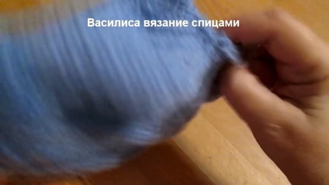 Как связать шапку спицами для начинающих //Василиса смотреть онлайн