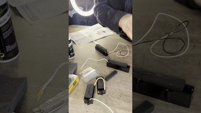 Upgrade to Seymour Duncan Quarter Pound™ Bass Pickups смотреть онлайн