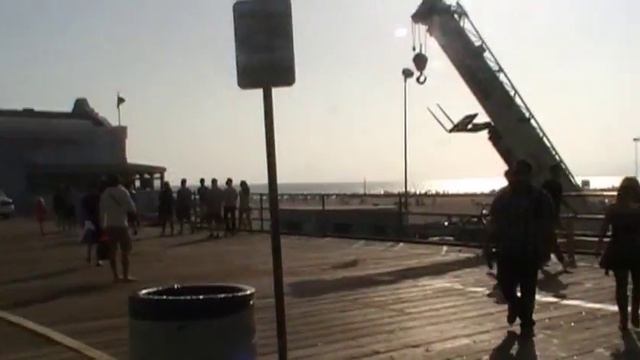 Santa Monica Pier смотреть онлайн