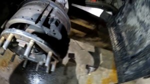 Ремонт volvo FMX 8x4 .дичь трэш колодки бортовые ступицы все как надо