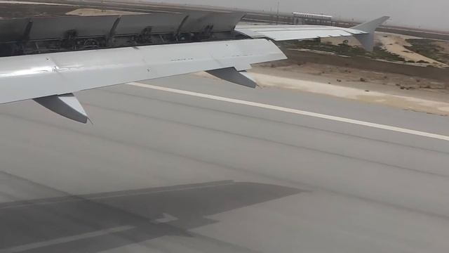 Landing at Enfidha airport, Tunisia May 2014 смотреть онлайн