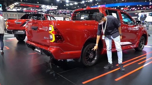 แวะบูธ TOYOTA CAMRY REVO FORTUNER CROSS จอดรอยอดจองใน Motor Expo 2021 смотреть онлайн