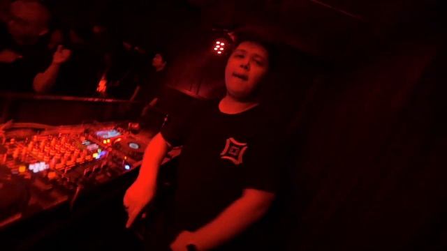 BLAZING TOUR смотреть онлайн
