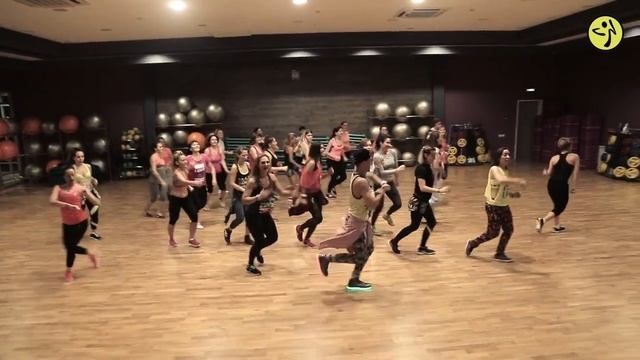 Zumba®KAZAN флеш моб с участием ZIN TM Anton Perekin смотреть онлайн