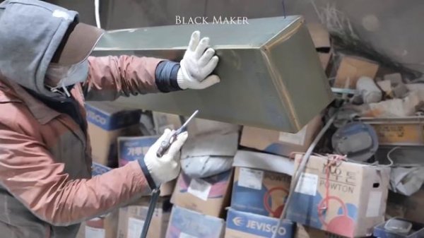 Amazing Ramen Vending Machine Mass Production Process. Vending machine factory in South Korea.