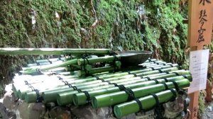 Колодец Suikinkutsu в храме Эйкан-до, Киото.