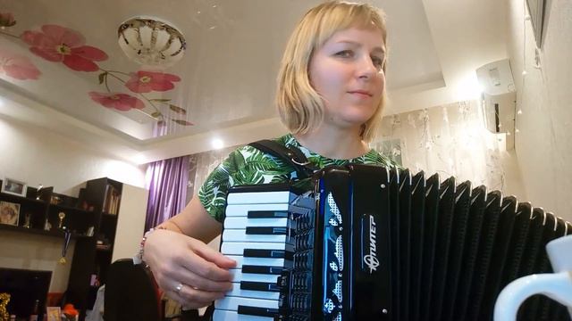 Песня Елены Гуляевой ,А белая метелица. смотреть онлайн