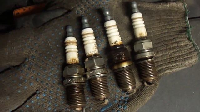 Замена свечей зажигания на Mitsubishi lancer Х. смотреть онлайн