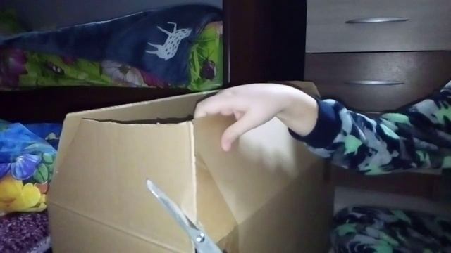 как сделать домик для котов и котиков из коробки (1часть) смотреть онлайн