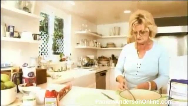 Pamela Anderson Interview This Morning смотреть онлайн