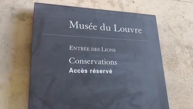 Париж: бесплатные обзорные площадки , где бюджетно поесть в центре , секретные места, вход в Лувр смотреть онлайн