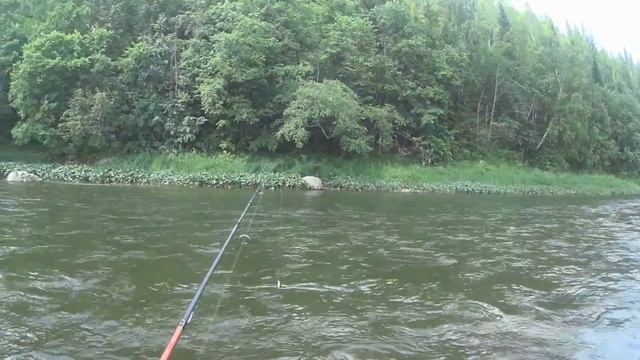 Сплавная рыбалка река Уфа смотреть онлайн