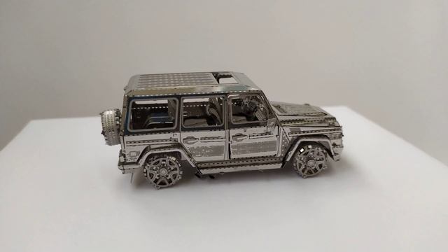 3D Metal Model Mercedes-Benz Geländewagen (Металлический конструктор 3D) смотреть онлайн