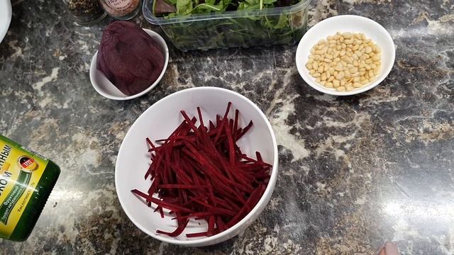 ИДЕАЛЬНЫЙ САЛАТ - ЛЕГКО ГОТОВИТЬ И НЕВЕРОЯТНО ВКУСНЫЙ ! смотреть онлайн