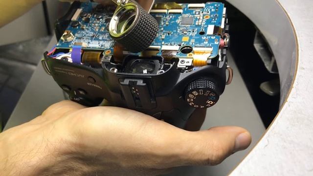 Ремонт слота карты памяти 
Фотоаппарата Sony A57