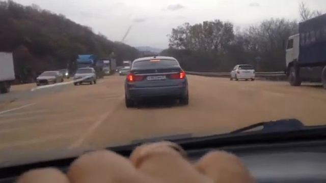 Въезд в Новороссийск превратился в пшеничное поле смотреть онлайн