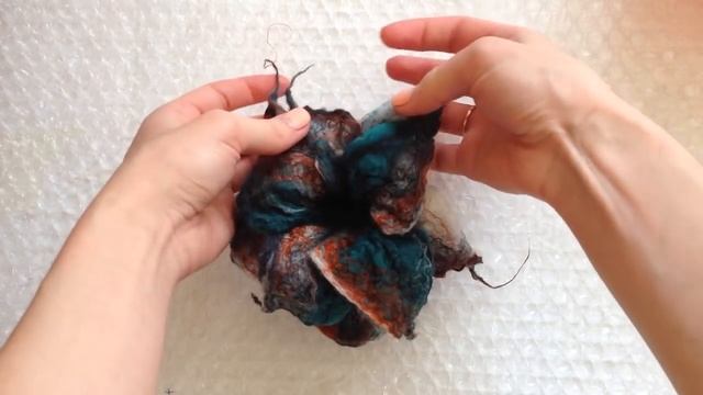 FELTING & ВАЛЯНИЕ. Как свалять цветок из шерсти.Сушка цветка . смотреть онлайн