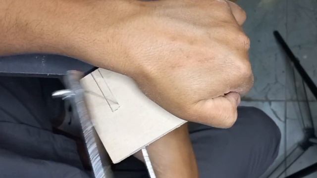 Mobile phone stand / Подставка для мобильного телефона смотреть онлайн