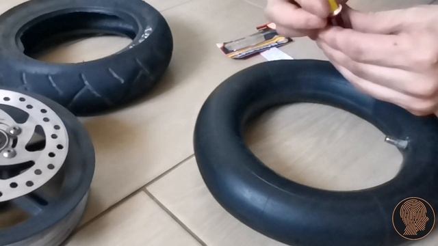 Xiaomi m365 pro, дешево и быстро заклеиваем прокол колеса. смотреть онлайн