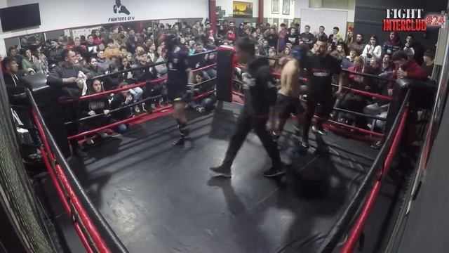 Santiago Perl VS Franco Aguilera смотреть онлайн