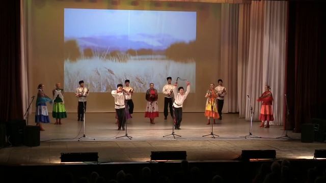 Танцевальная группа Народного самодеятельного ансамбля песни и танца «Казаки Вятки» г. Киров смотреть онлайн
